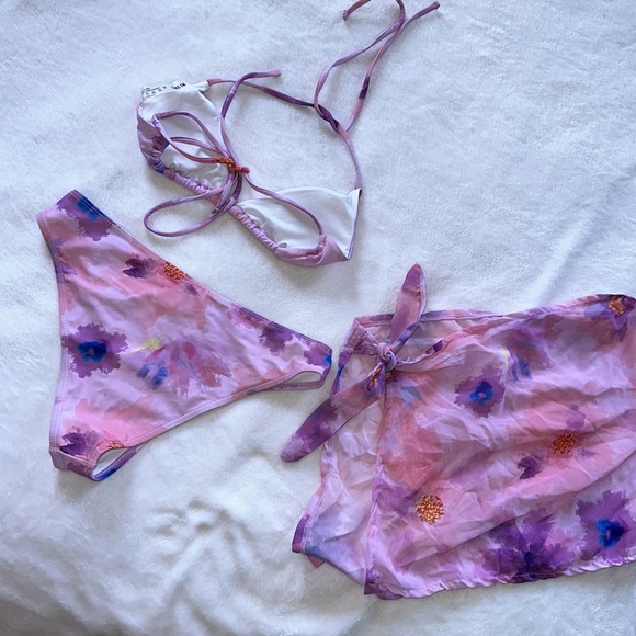 SHEIN 2 & 3 Set Bikinis - Picture 9 of 9